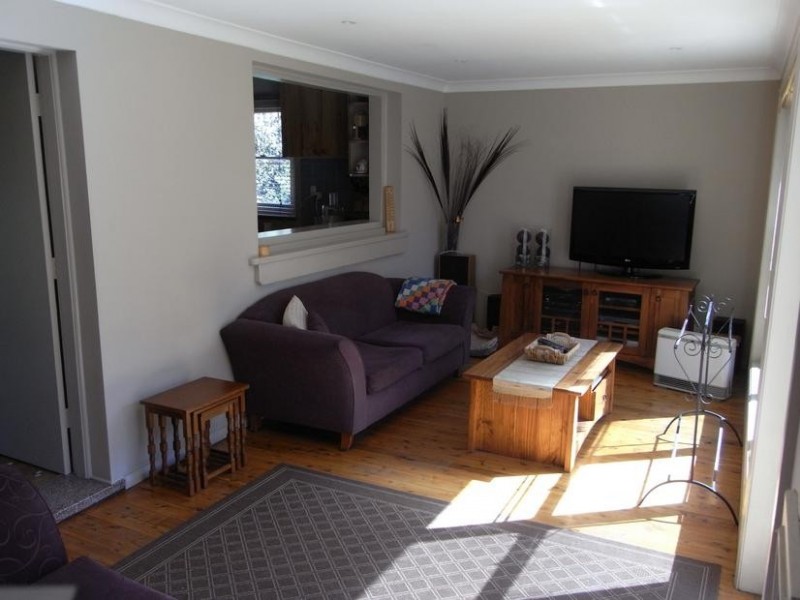 48 Yarrawa St, Moss Vale NSW 2577