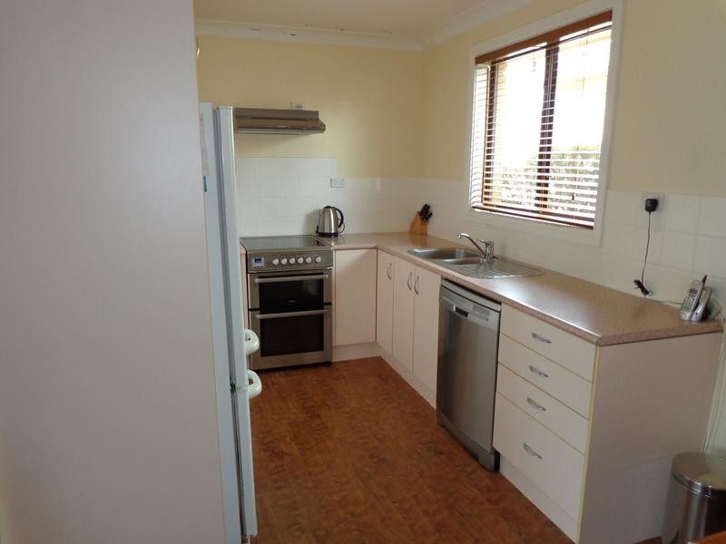 2a Merrett Drive, Moss Vale NSW 2577