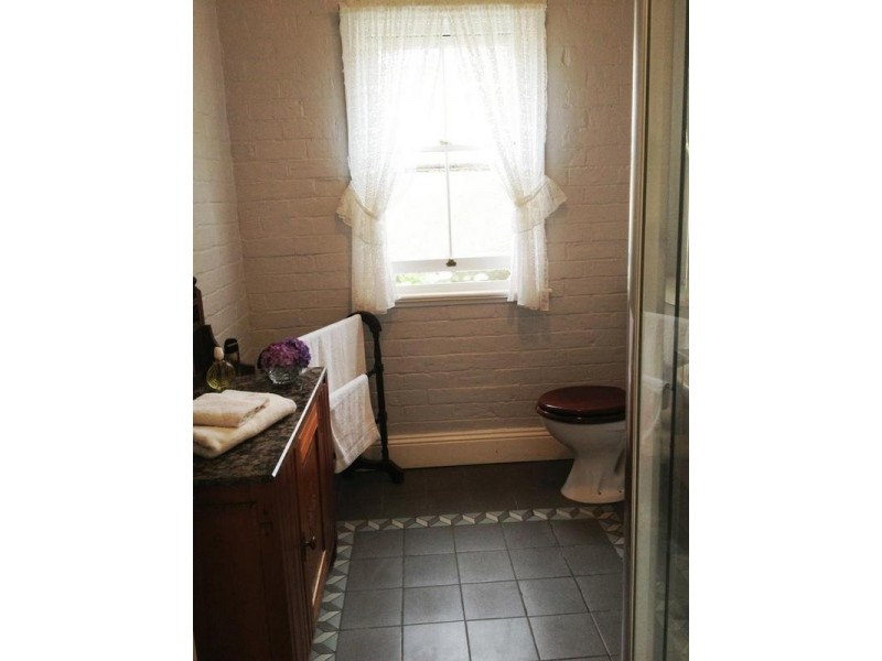 31 Railway Ave, Bundanoon NSW 2578