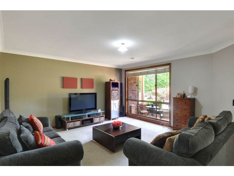 11 Thwaites Dr, Moss Vale NSW 2577