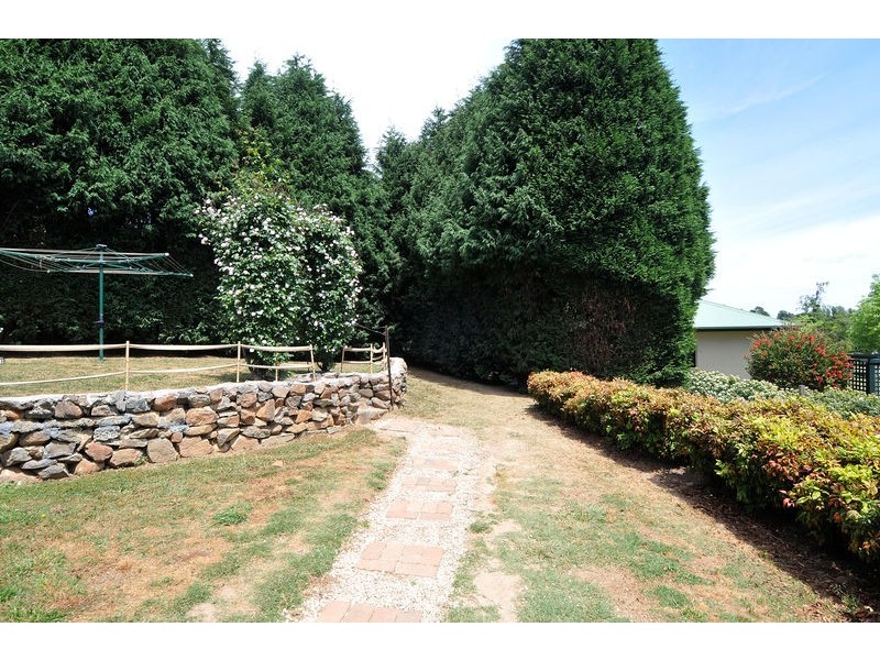 11 Thwaites Dr, Moss Vale NSW 2577