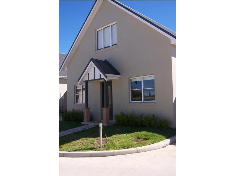 8/2-6 Hawkins Street, Moss Vale NSW 2577