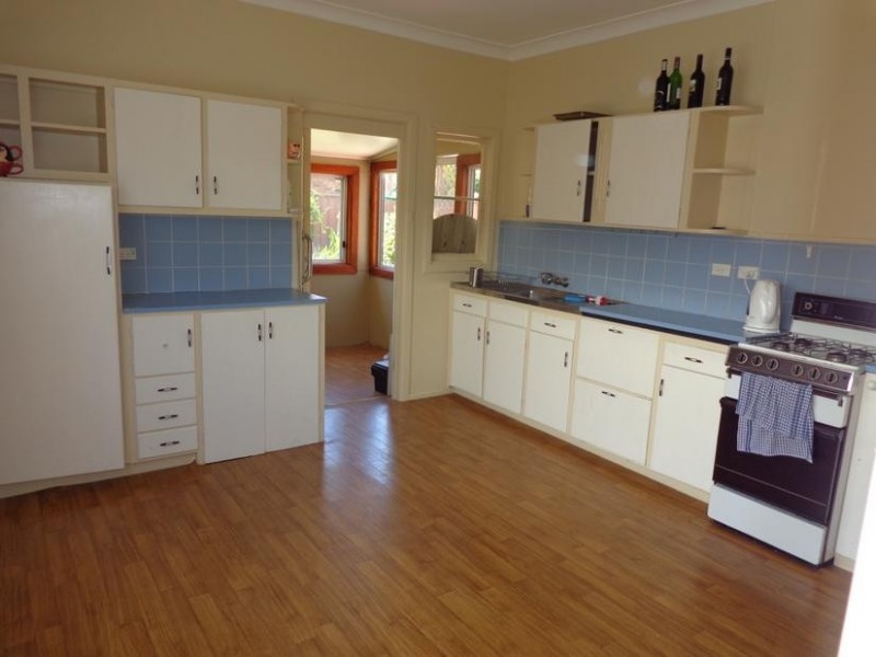 68 Throsby Street, Moss Vale NSW 2577