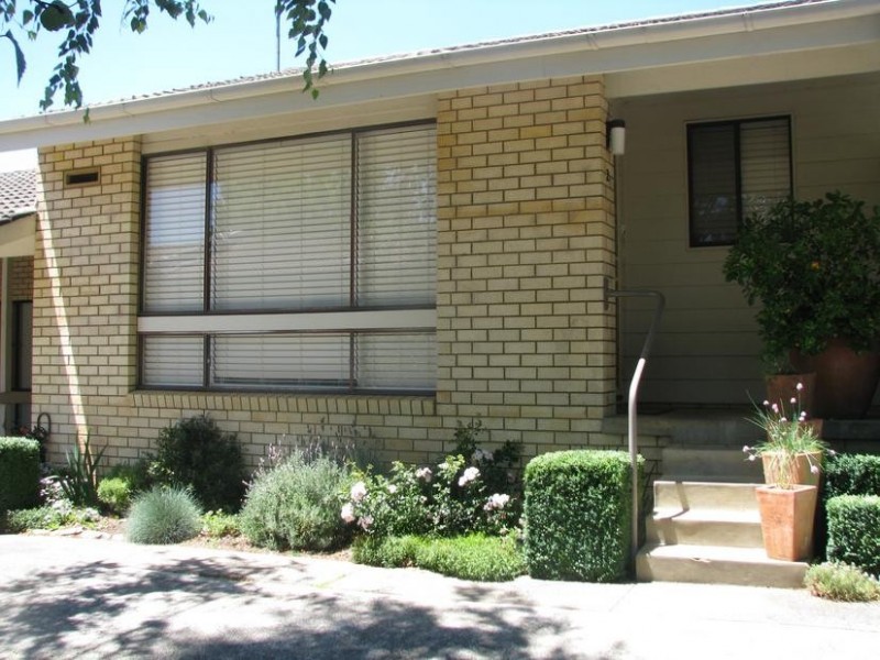 2/10 Arthur St, Moss Vale NSW 2577