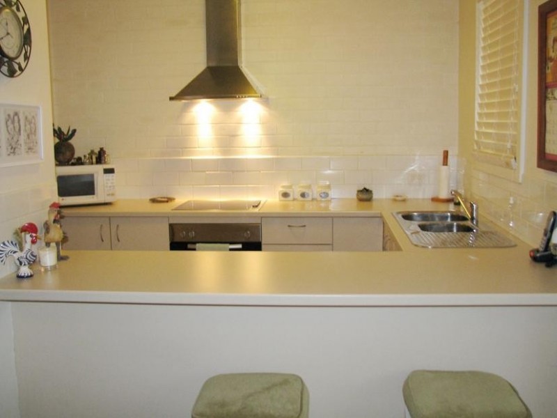 2/10 Arthur St, Moss Vale NSW 2577