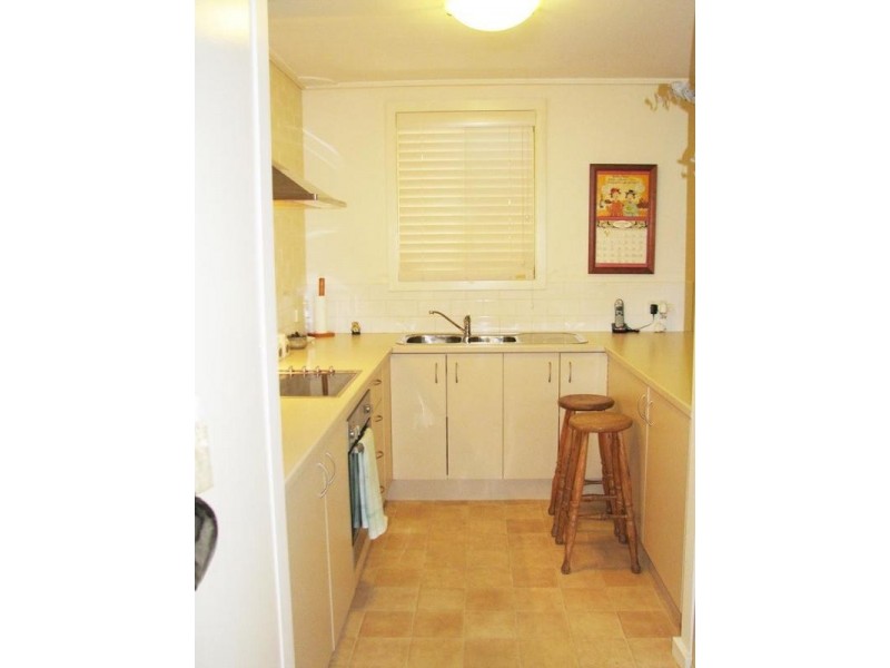 2/10 Arthur St, Moss Vale NSW 2577