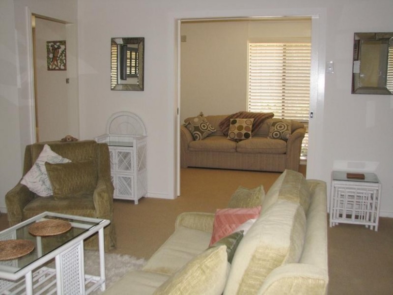 2/10 Arthur St, Moss Vale NSW 2577