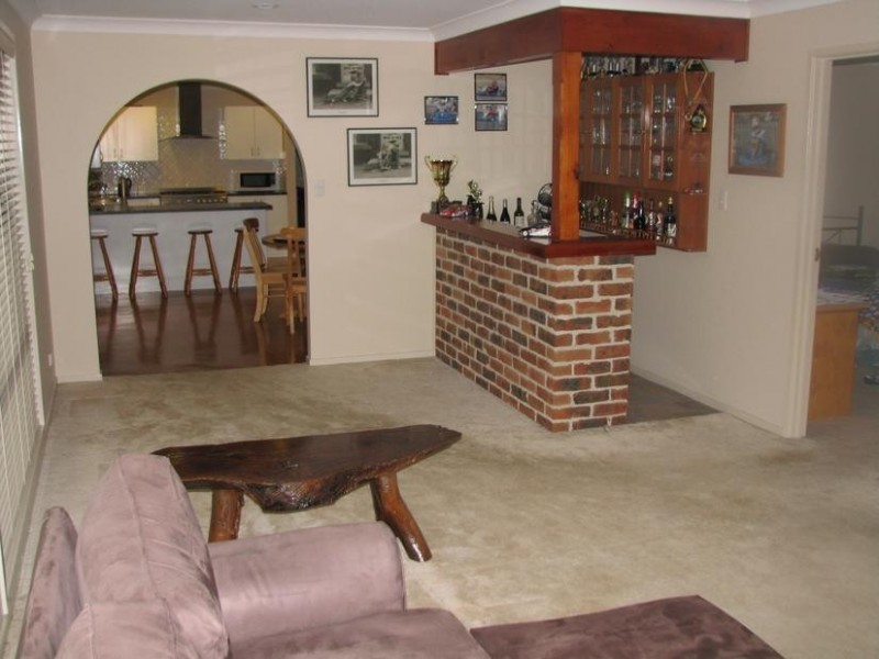 10 Semkin St, Moss Vale NSW 2577