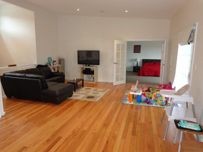 15 Gibbons Road, Moss Vale NSW 2577