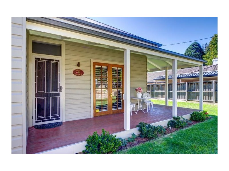 29 Elizabeth St, Moss Vale NSW 2577