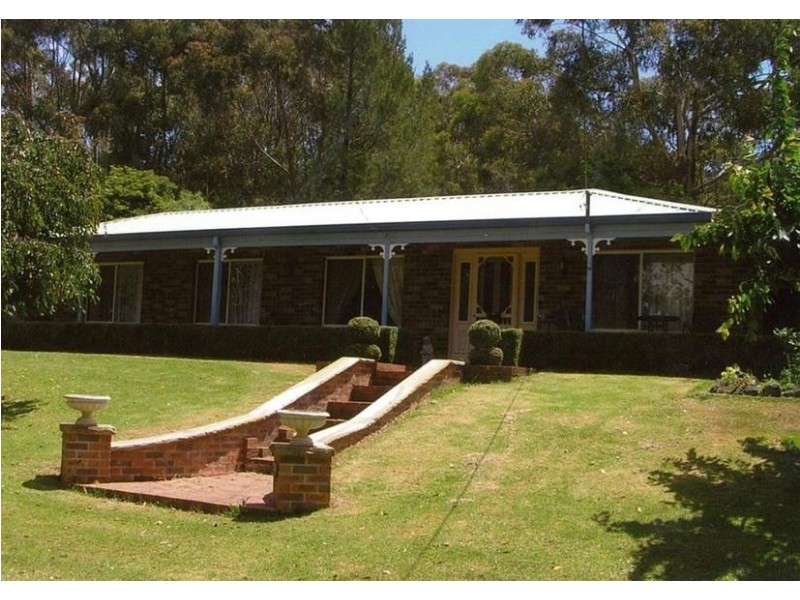 28 Garland Rd, Bundanoon NSW 2578