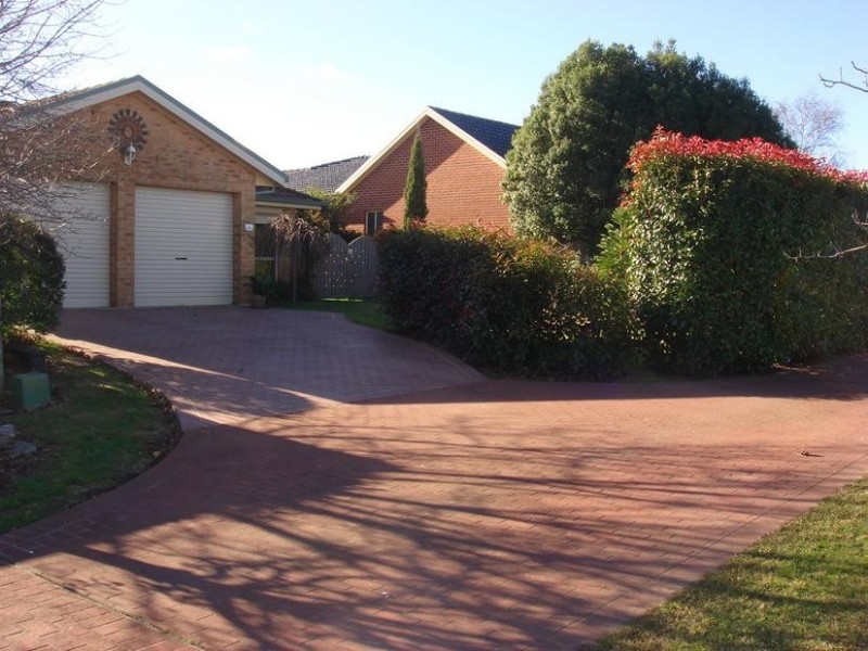 18 Bronwyn Place, Bowral NSW 2576