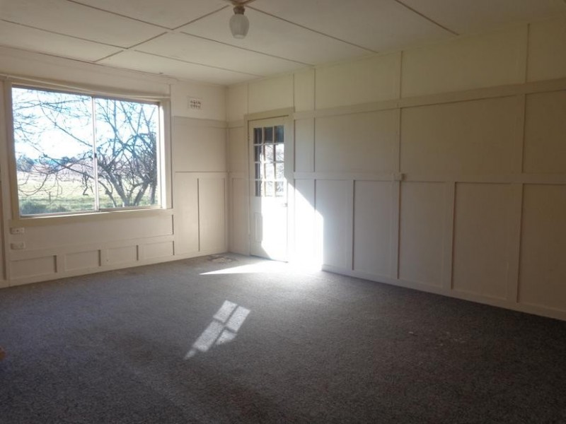 77 Lackey Road, Moss Vale NSW 2577