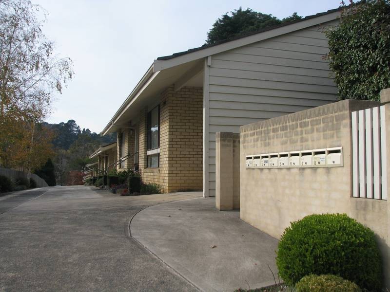2/10 Arthur Street, Moss Vale NSW 2577