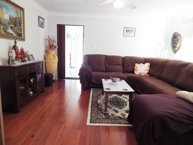 27 Melbourne Street, New Berrima NSW 2577