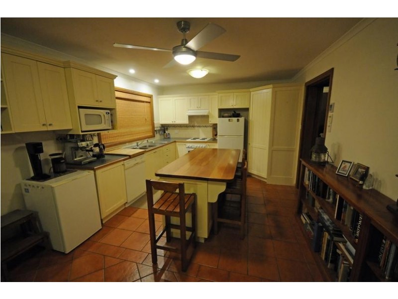 49 Beaconsfield Rd, Moss Vale NSW 2577