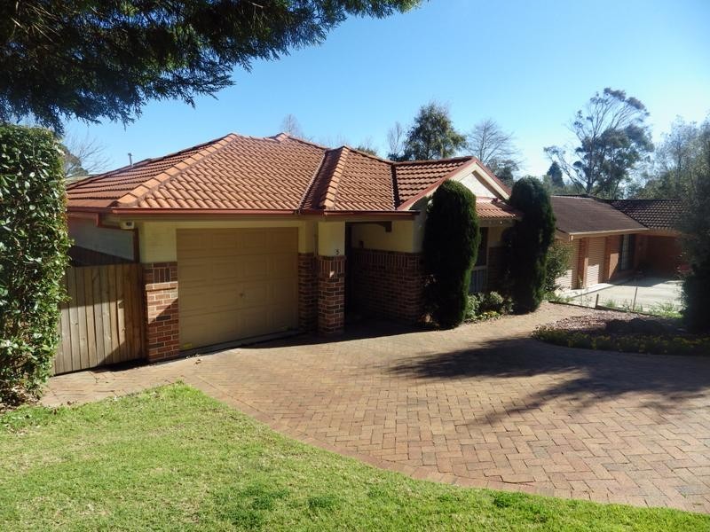 5 Villiers Rd, Moss Vale NSW 2577