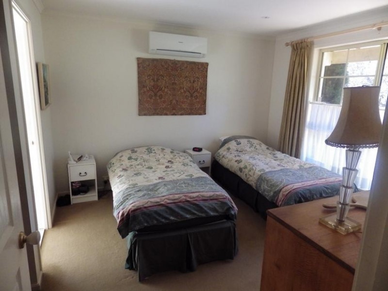 5 Villiers Rd, Moss Vale NSW 2577