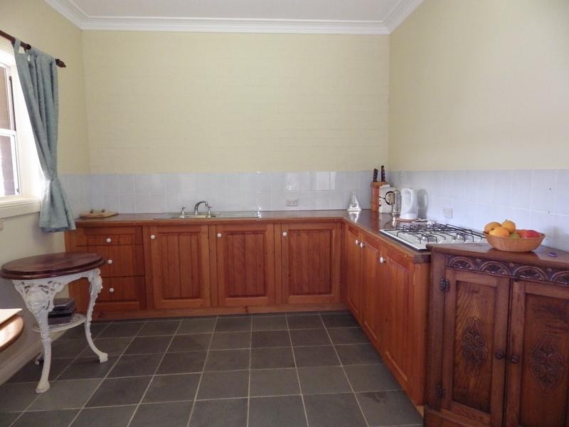 6 Larkin Close, Bundanoon NSW 2578