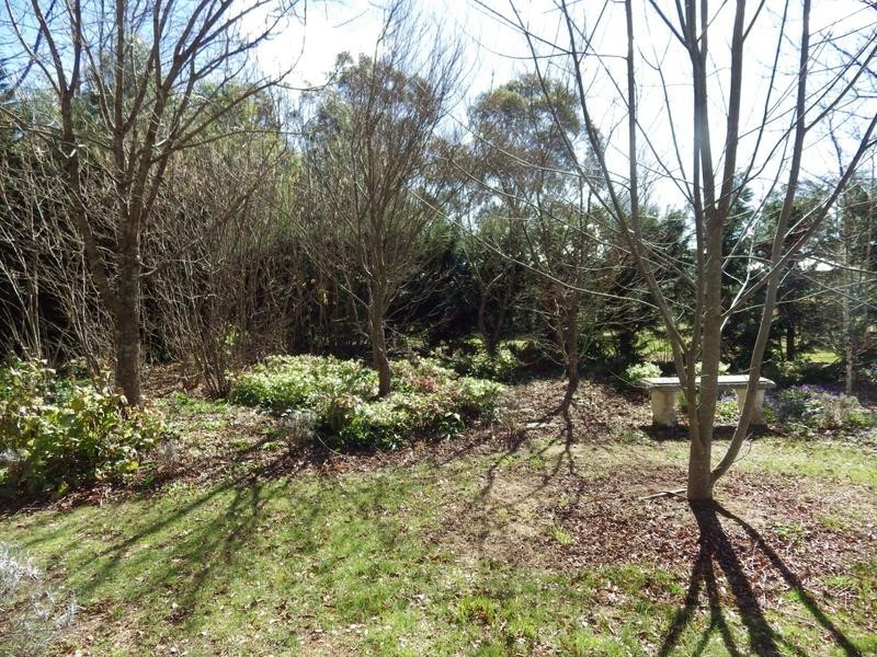 6 Larkin Close, Bundanoon NSW 2578