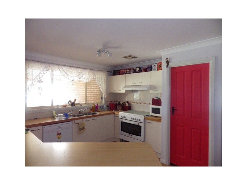 22 Woodside Drive, Moss Vale NSW 2577
