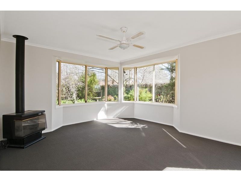 1 Twickenham Place, Moss Vale NSW 2577