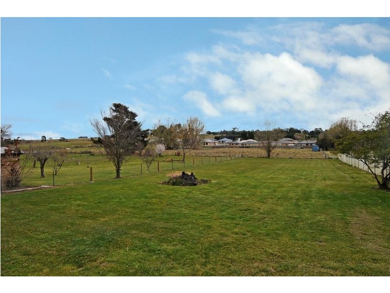 21 Lytton Rd, Moss Vale NSW 2577