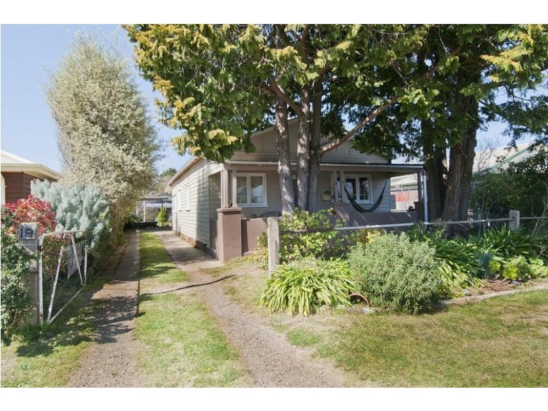 19 Sydney St, New Berrima NSW 2577