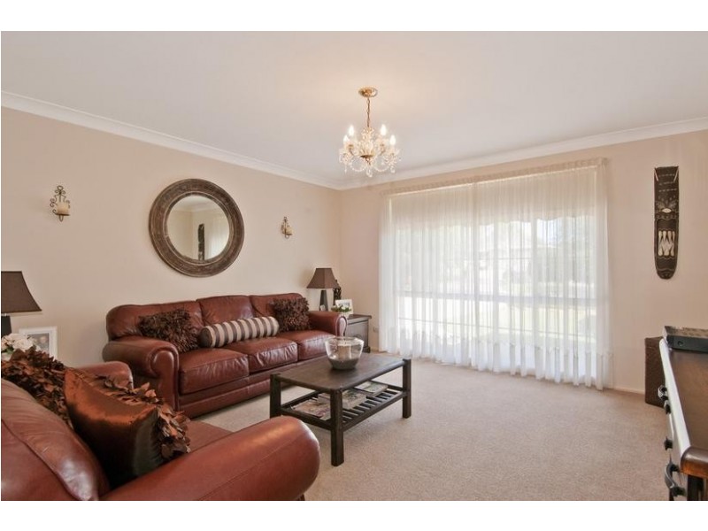 8 Twickenham Place, Moss Vale NSW 2577