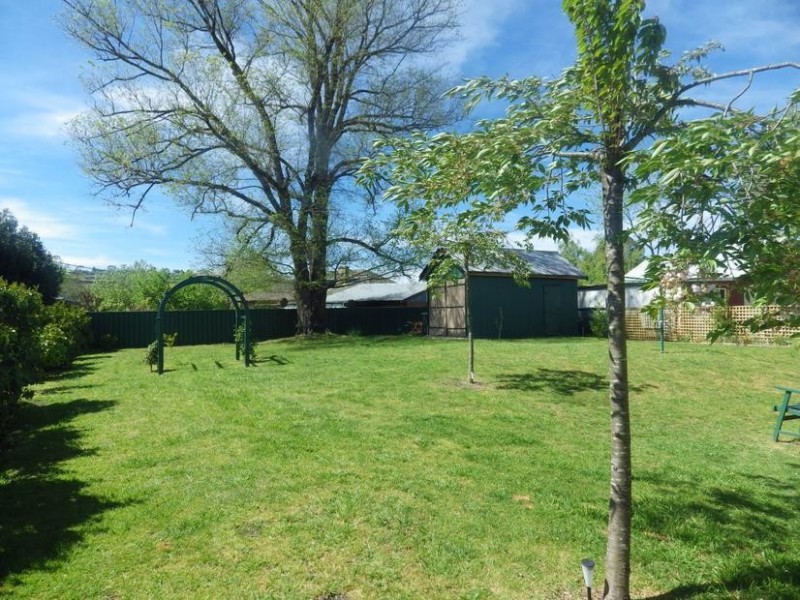 12 Throsby Street, Moss Vale NSW 2577