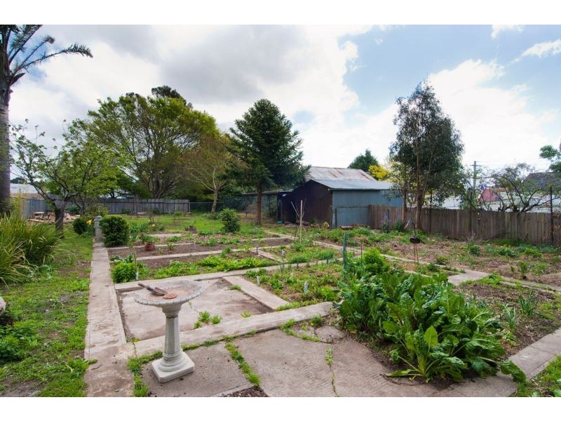 6 Dixon Street, Moss Vale NSW 2577