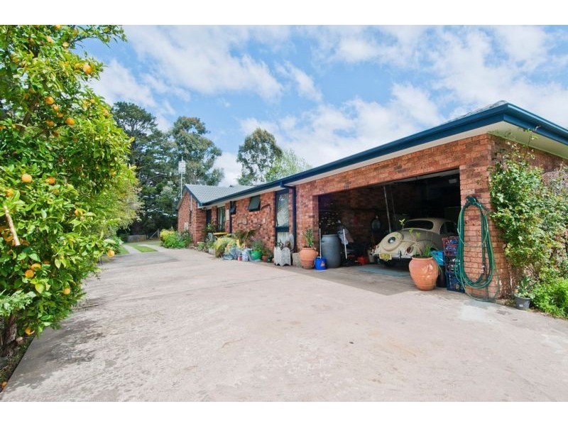 6 Dixon Street, Moss Vale NSW 2577
