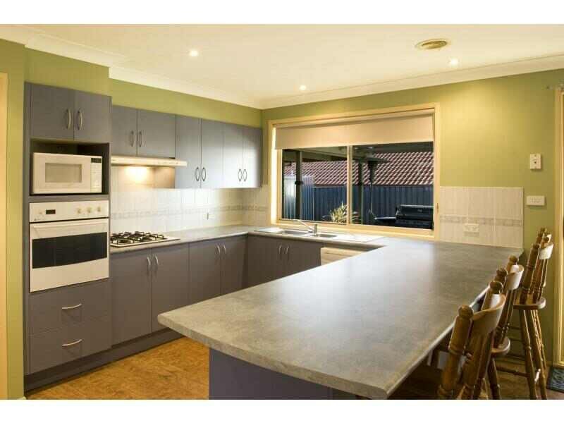 17 James Street, Moss Vale NSW 2577