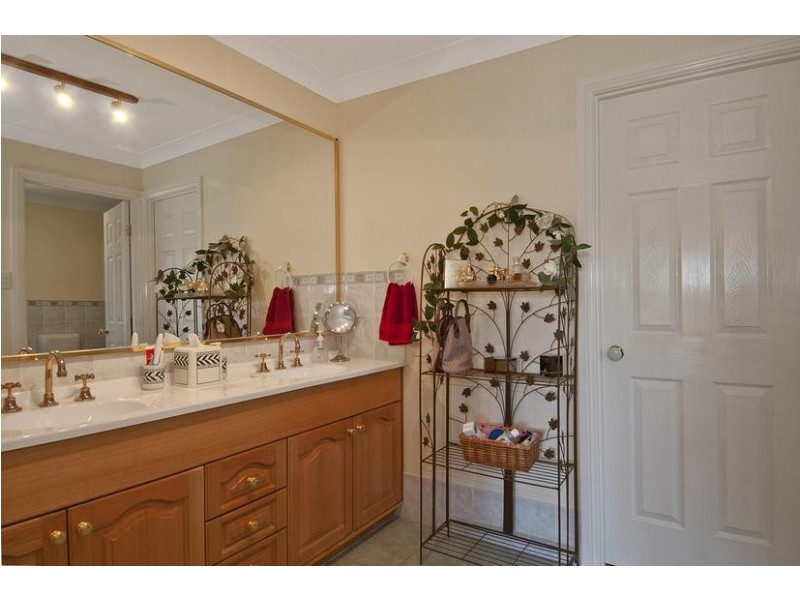 56B Beaconsfield Rd, Moss Vale NSW 2577