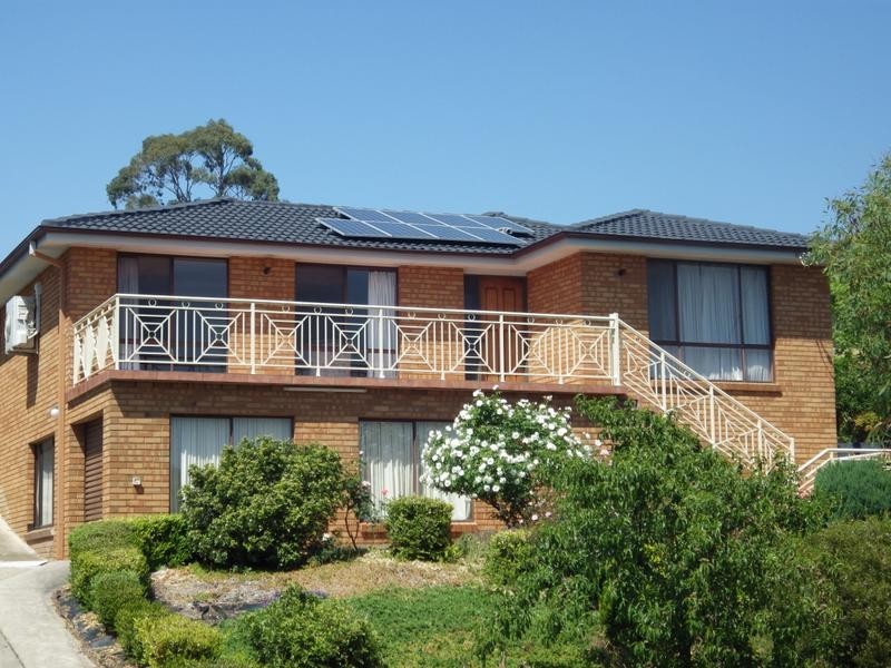 2 Dengate Cres, Moss Vale NSW 2577