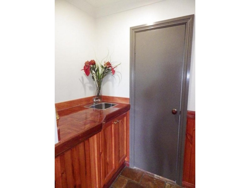 6 Hercules Close, Moss Vale NSW 2577