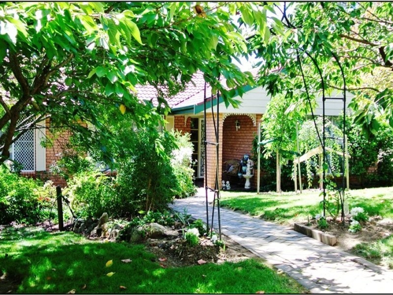 13 Mawson Terrace, Moss Vale NSW 2577