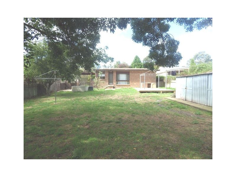 40 Cherry Tree Close, Moss Vale NSW 2577