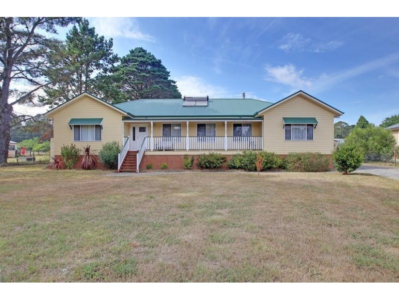 19 Railway Parade, Wingello NSW 2579