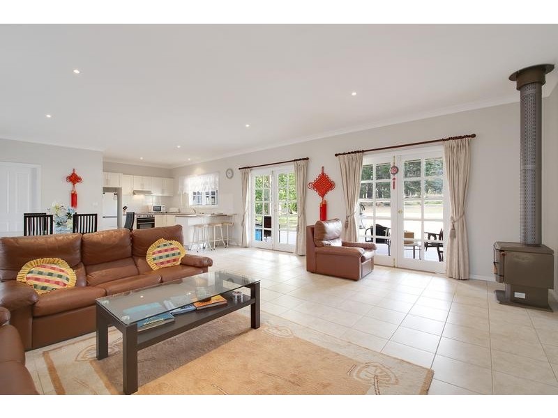 19 Railway Parade, Wingello NSW 2579