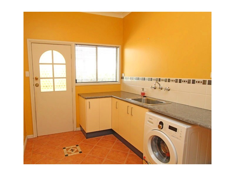 41 Parkes Road, Moss Vale NSW 2577