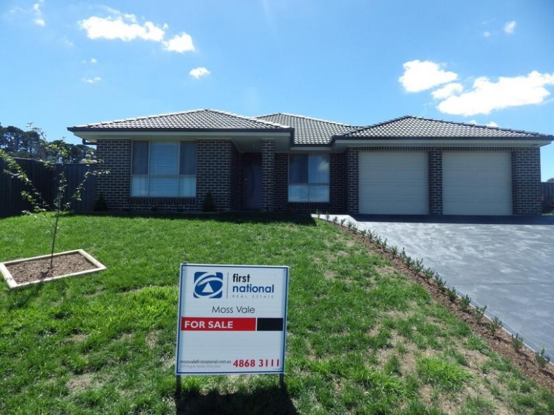16 Napper Close, Moss Vale NSW 2577