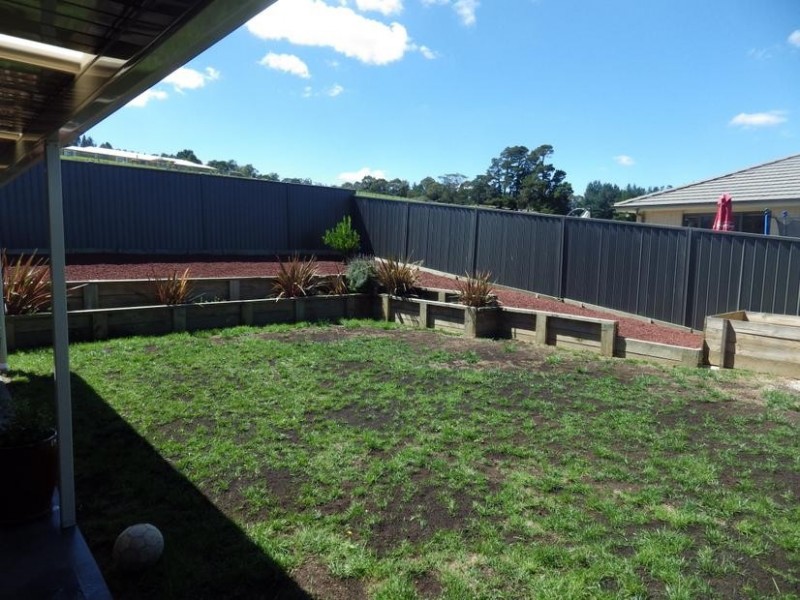 16 Napper Close, Moss Vale NSW 2577