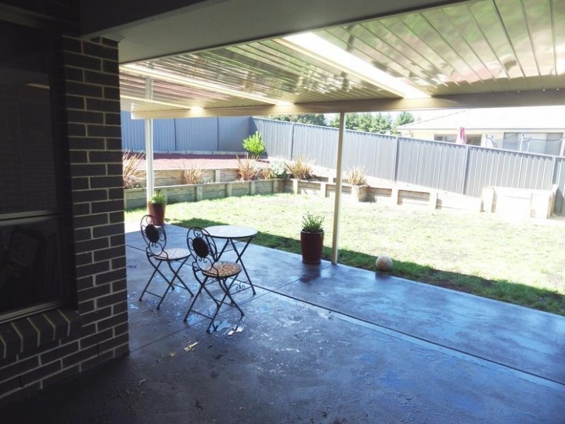 16 Napper Close, Moss Vale NSW 2577