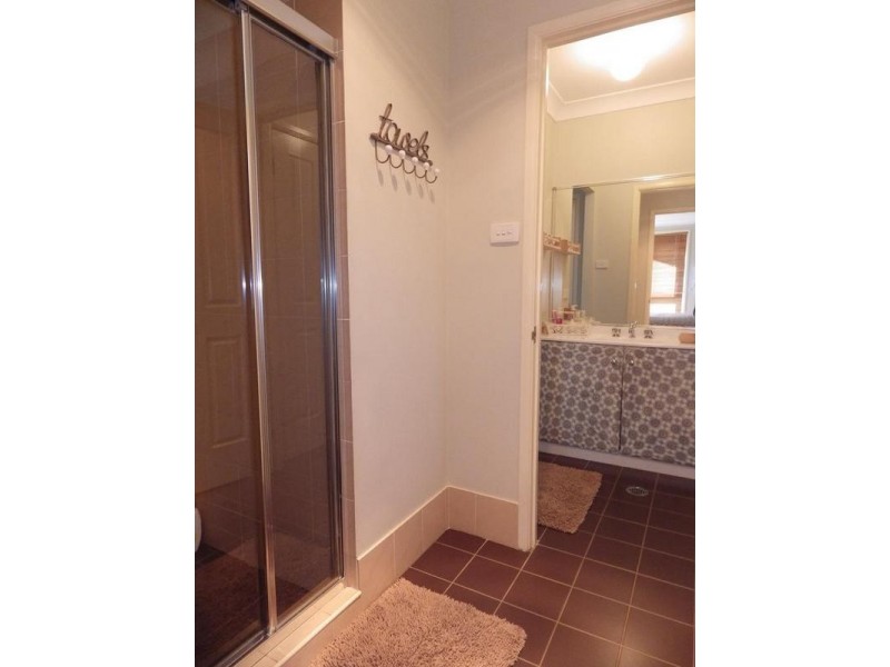 2/11 Walton Place, Moss Vale NSW 2577