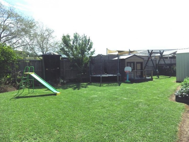 2/11 Walton Place, Moss Vale NSW 2577