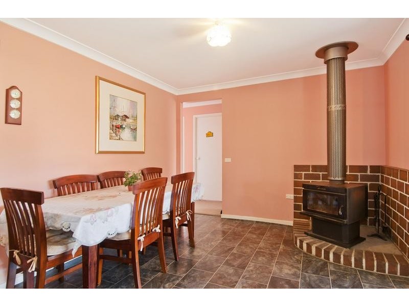 2 Reeyana Place, Moss Vale NSW 2577