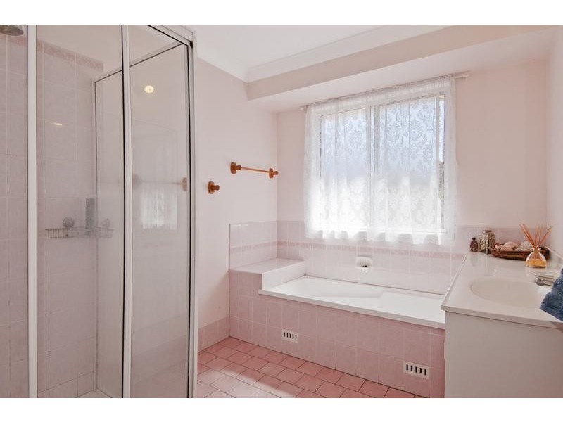 2 Reeyana Place, Moss Vale NSW 2577
