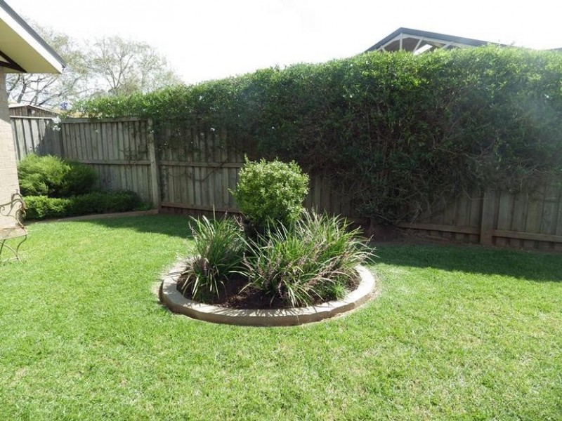 2/11 Walton Place, Moss Vale NSW 2577