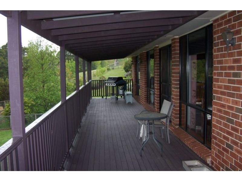 19D Dengate Crescent, Moss Vale NSW 2577